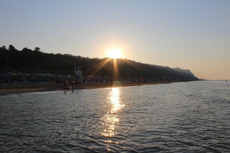 Camping Norina เปซาโร ภายนอก รูปภาพ